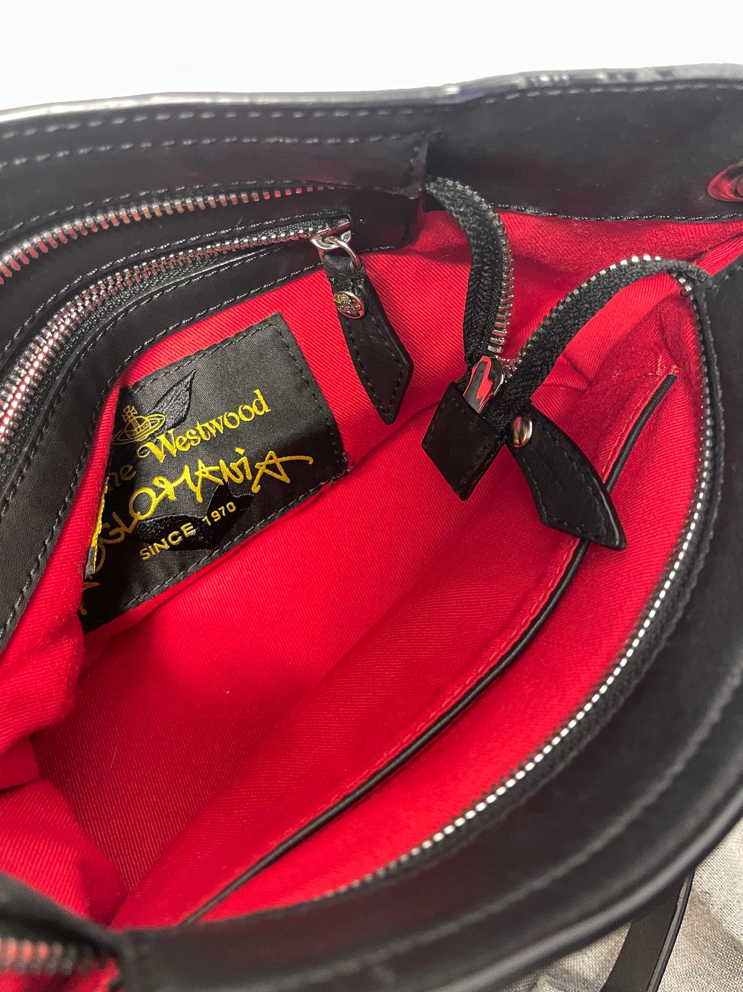 Vivienne Westwood shoulder bag in black leather