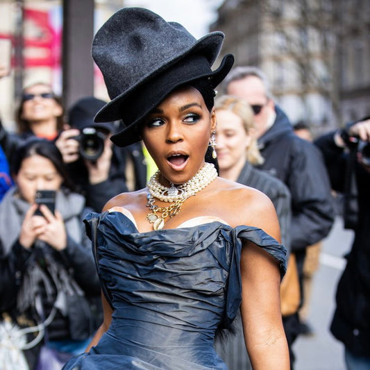 Vivienne Westwood Sea Shell and Anchor Short Necklace