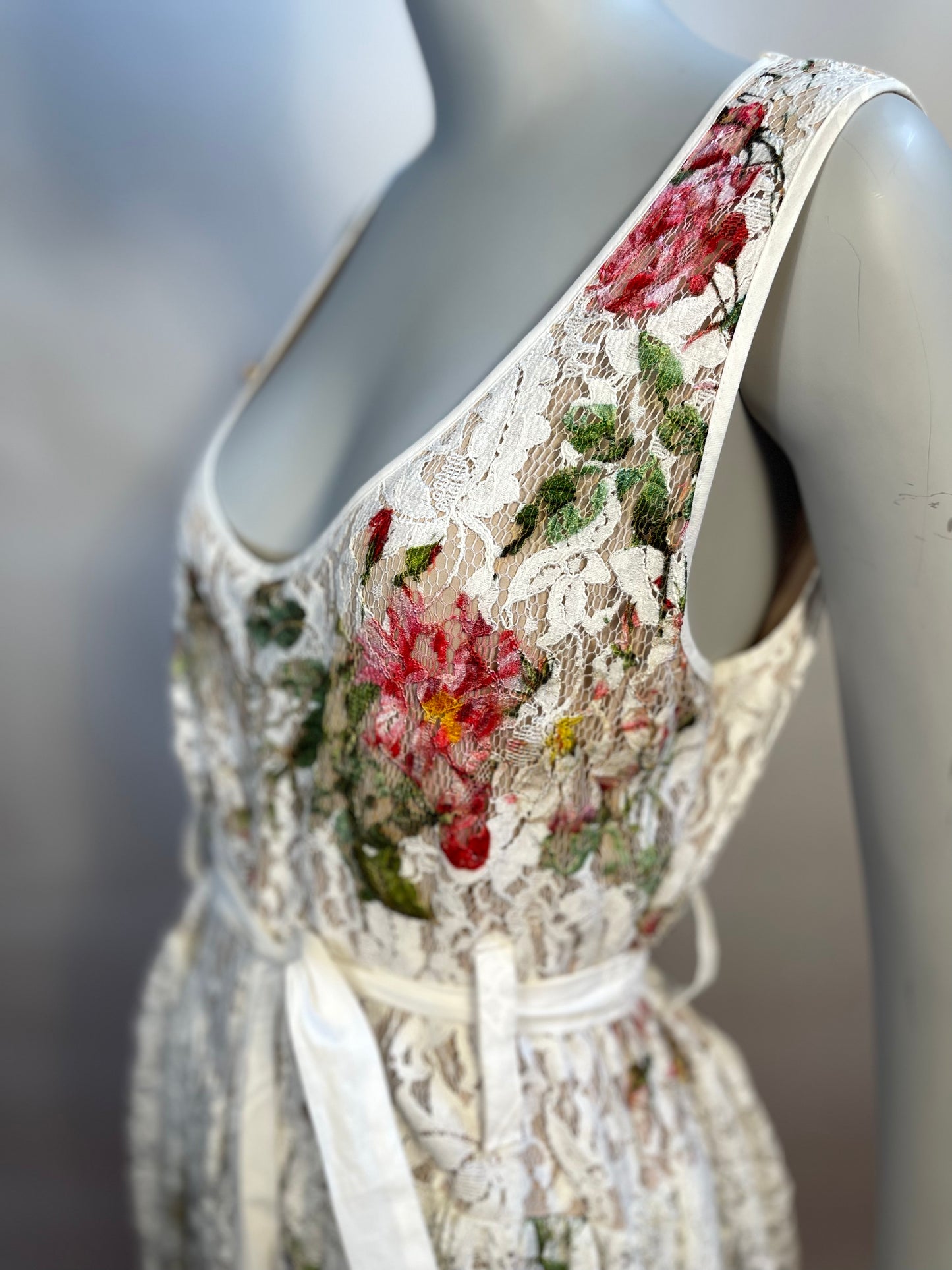 Vivienne Westwood Red labe White lace and Flower print Dress IT 40