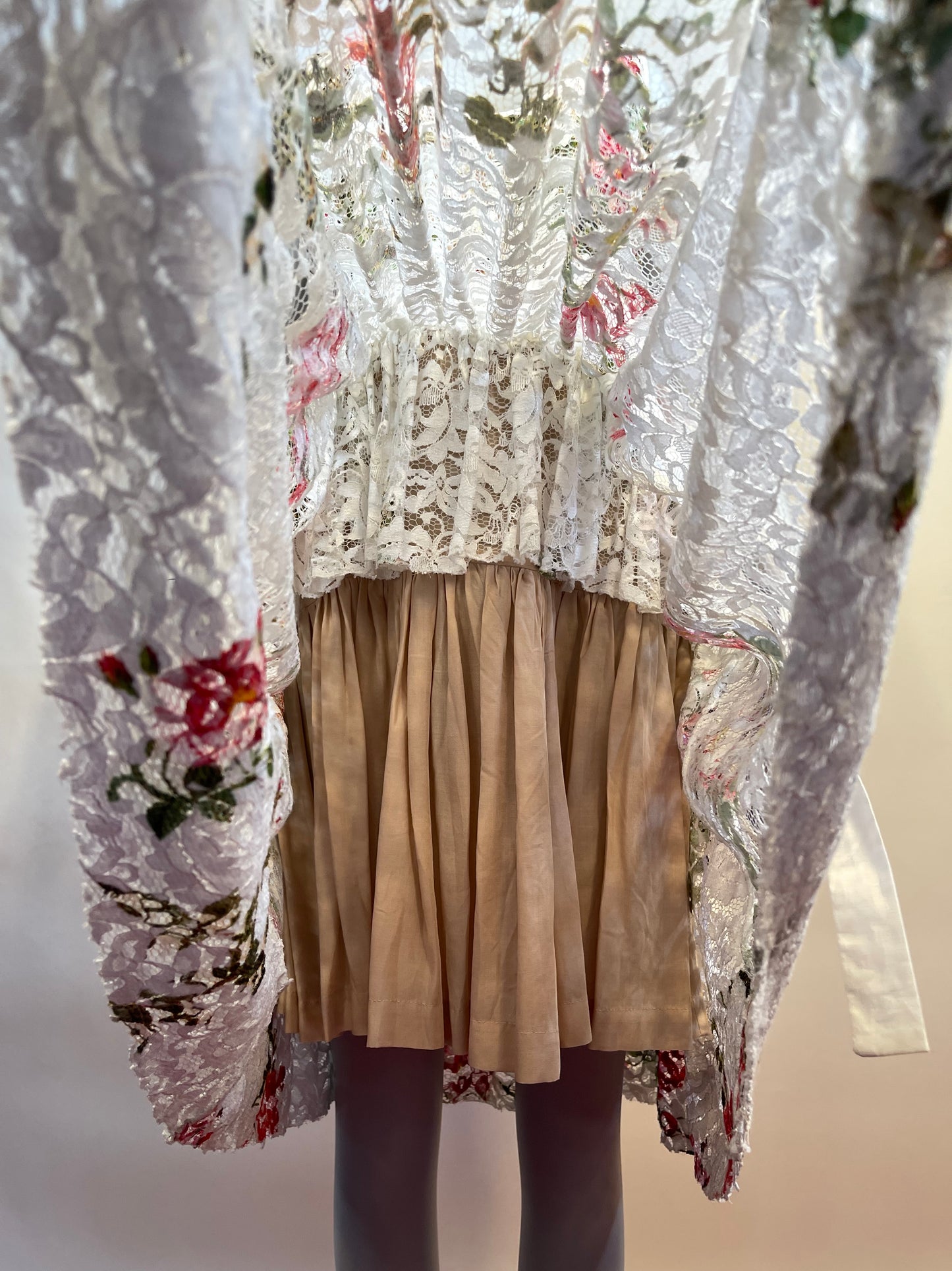 Vivienne Westwood Red labe White lace and Flower print Dress IT 40