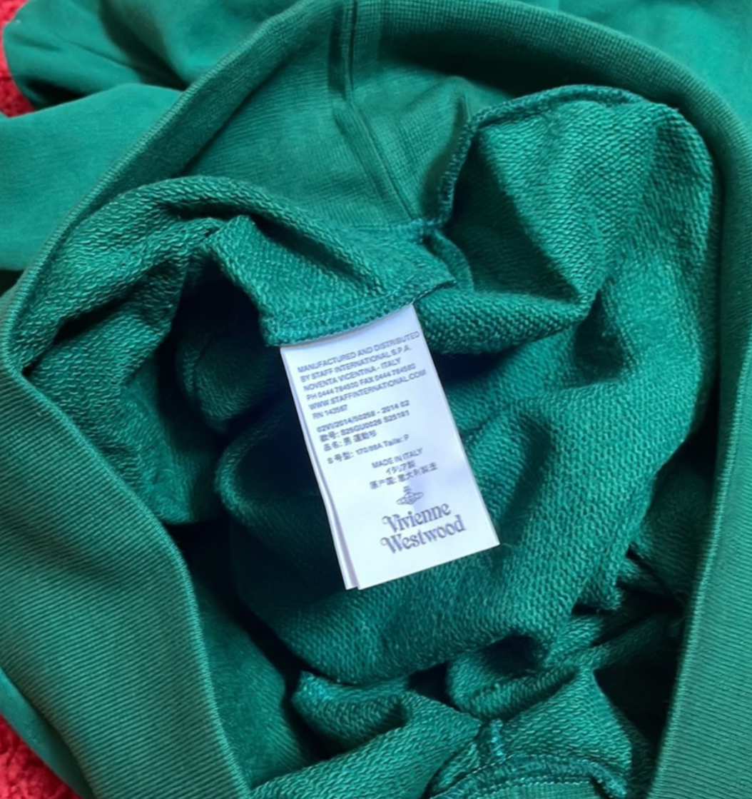 Vivienne Westwood QUEEN ELIZABETH WITH SAFETY PIN on Green sweatshirt 2014 NWT