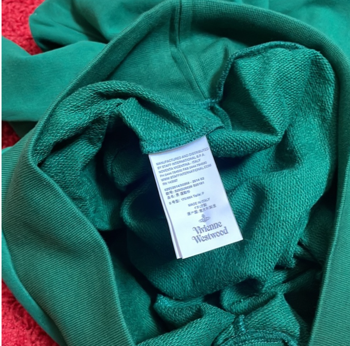 Vivienne Westwood QUEEN ELIZABETH WITH SAFETY PIN on Green sweatshirt 2014 NWT