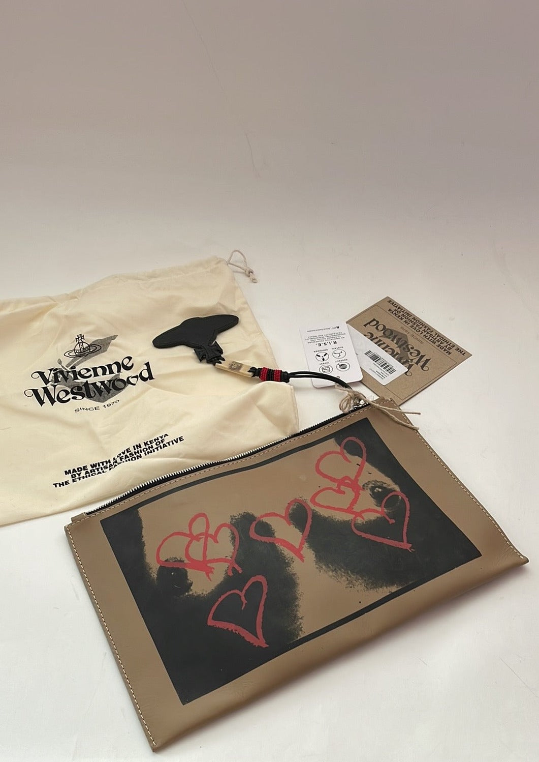Vivienne Westwood Iconic Tits artwork natural leather clutch NWT