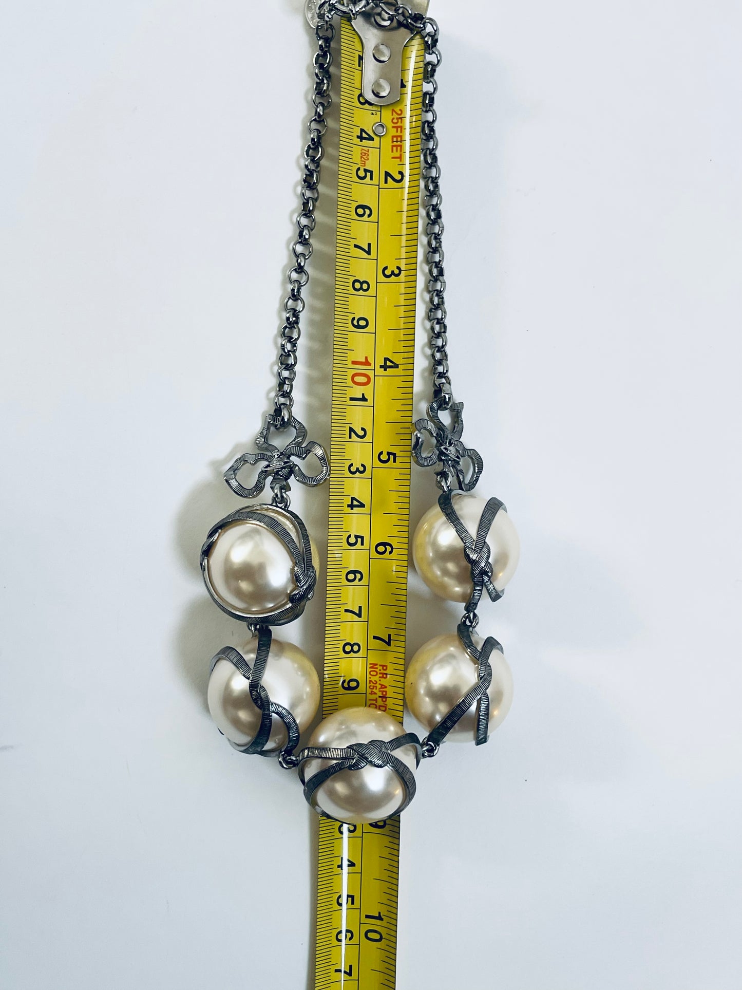 Vivienne Westwood Set of Jumbo White Pearl Necklace and Silver chain VINTAGE and earrings