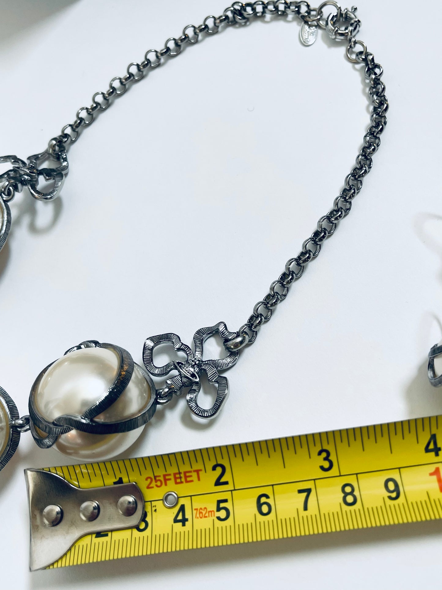 Vivienne Westwood Set of Jumbo White Pearl Necklace and Silver chain VINTAGE and earrings