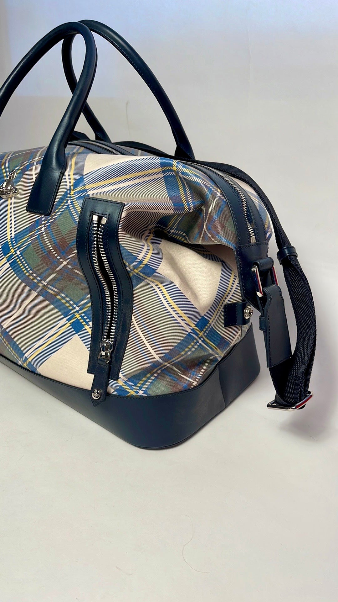 Vivienne Westwood RARE GREEN/blue TARTAN DUFFLE BAG NWT