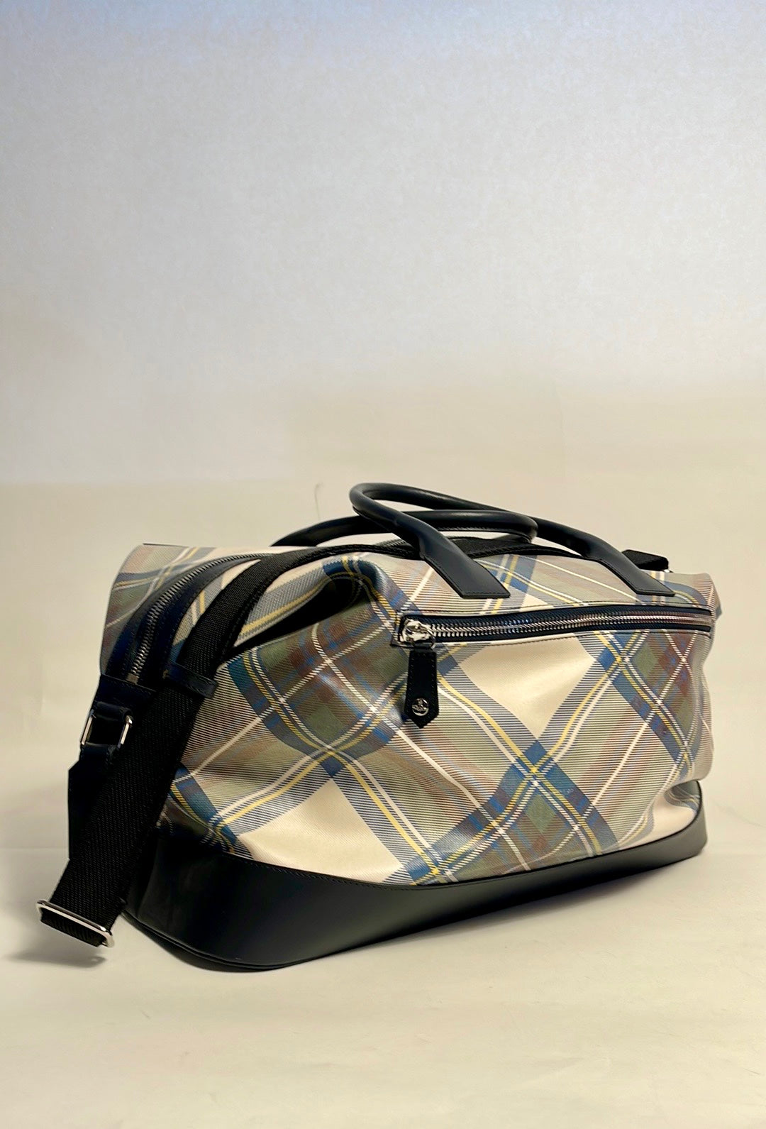 Vivienne Westwood RARE GREEN/blue TARTAN DUFFLE BAG NWT