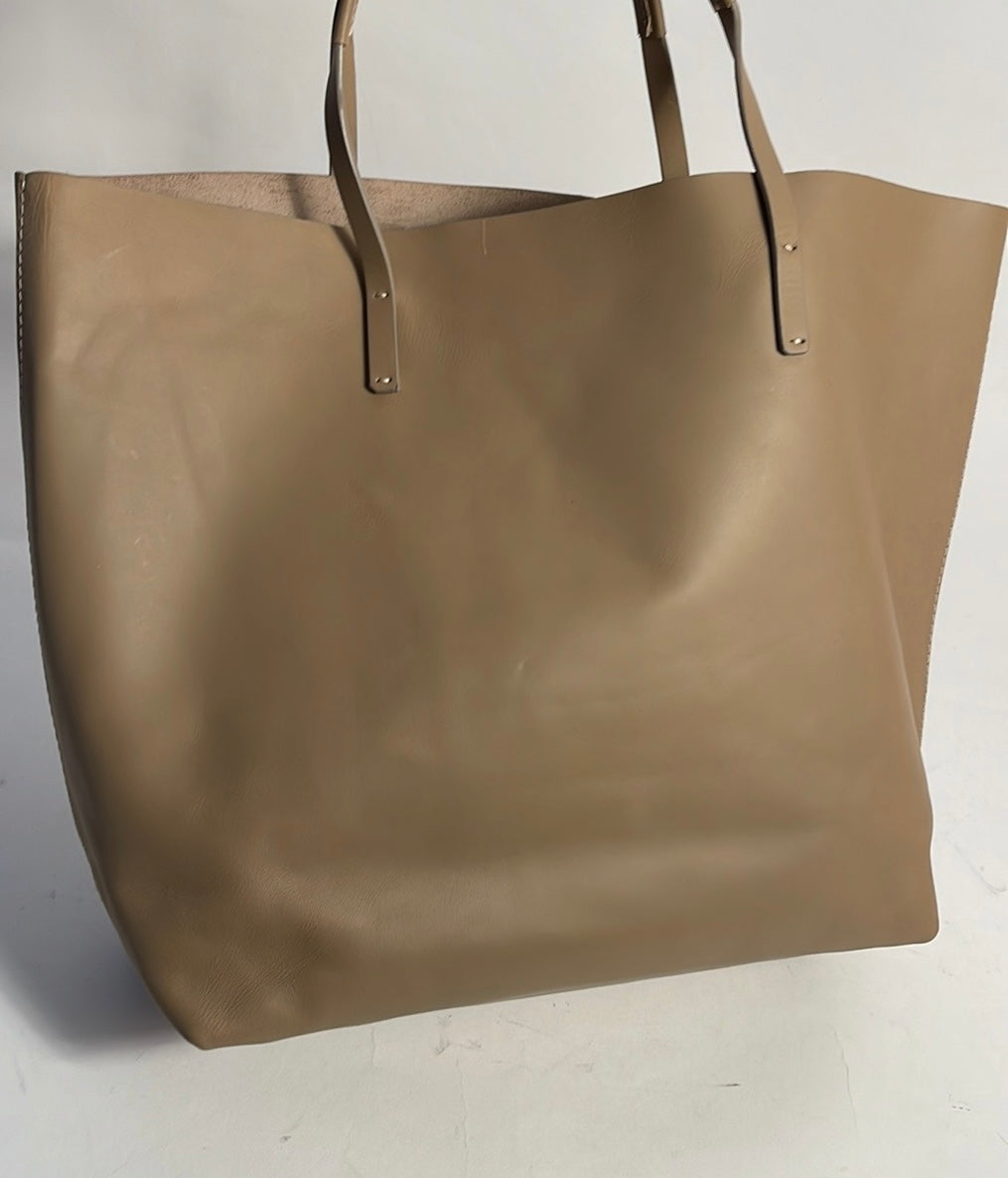 Vivienne Westwood ICONIC TITS ARTWORK NATURAL LEATHER TOTE NWT