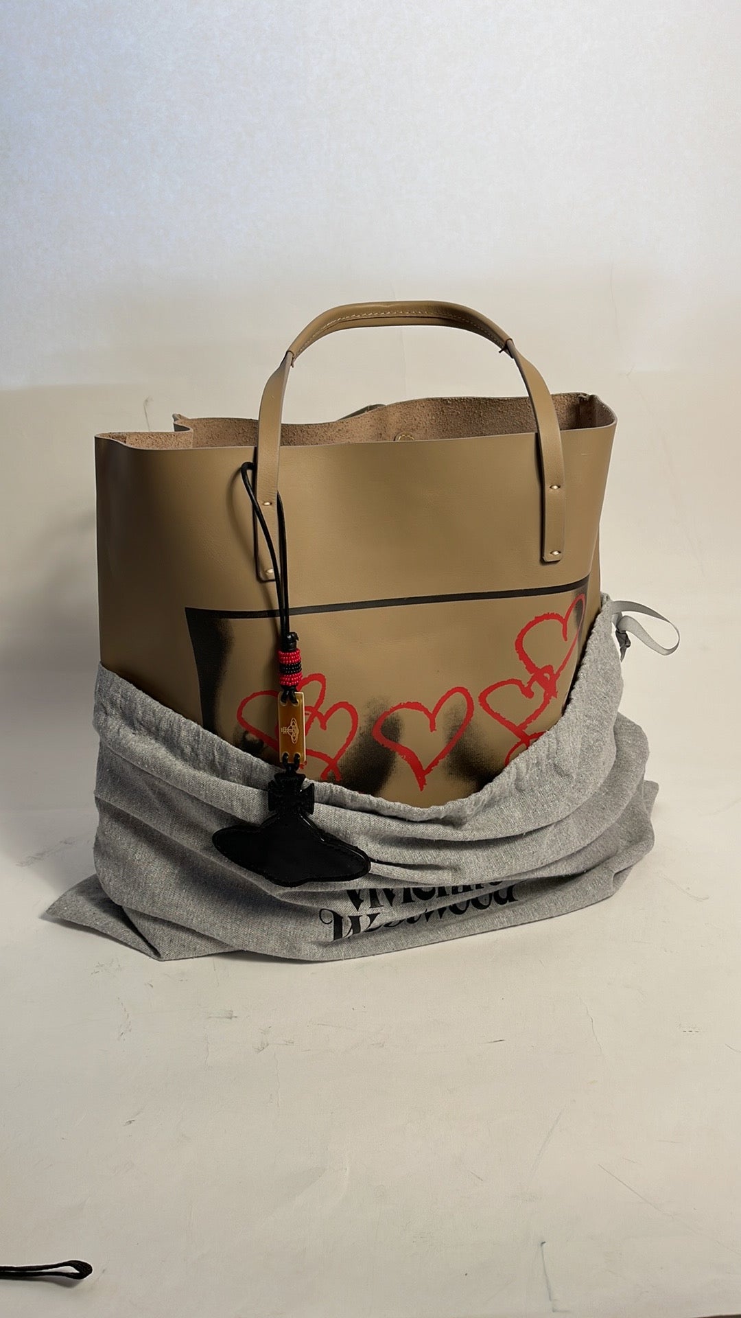 Vivienne Westwood ICONIC TITS ARTWORK NATURAL LEATHER TOTE NWT